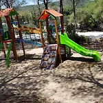 Amfibietreks * 西尼斯科拉