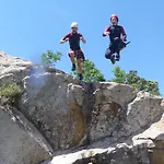 Amfibietreks 营地 *