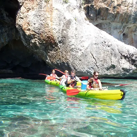 キャンプ場 Amfibietreks シニスコーラ