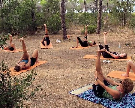 キャンプ場 Amfibietreks シニスコーラ